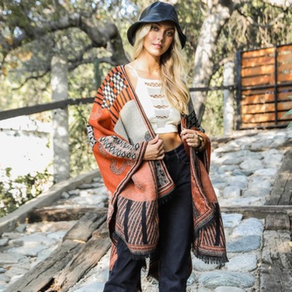 Cozy Multicolor Fringe Hem Print Wrap Shawl Poncho - Picture 4 of 6